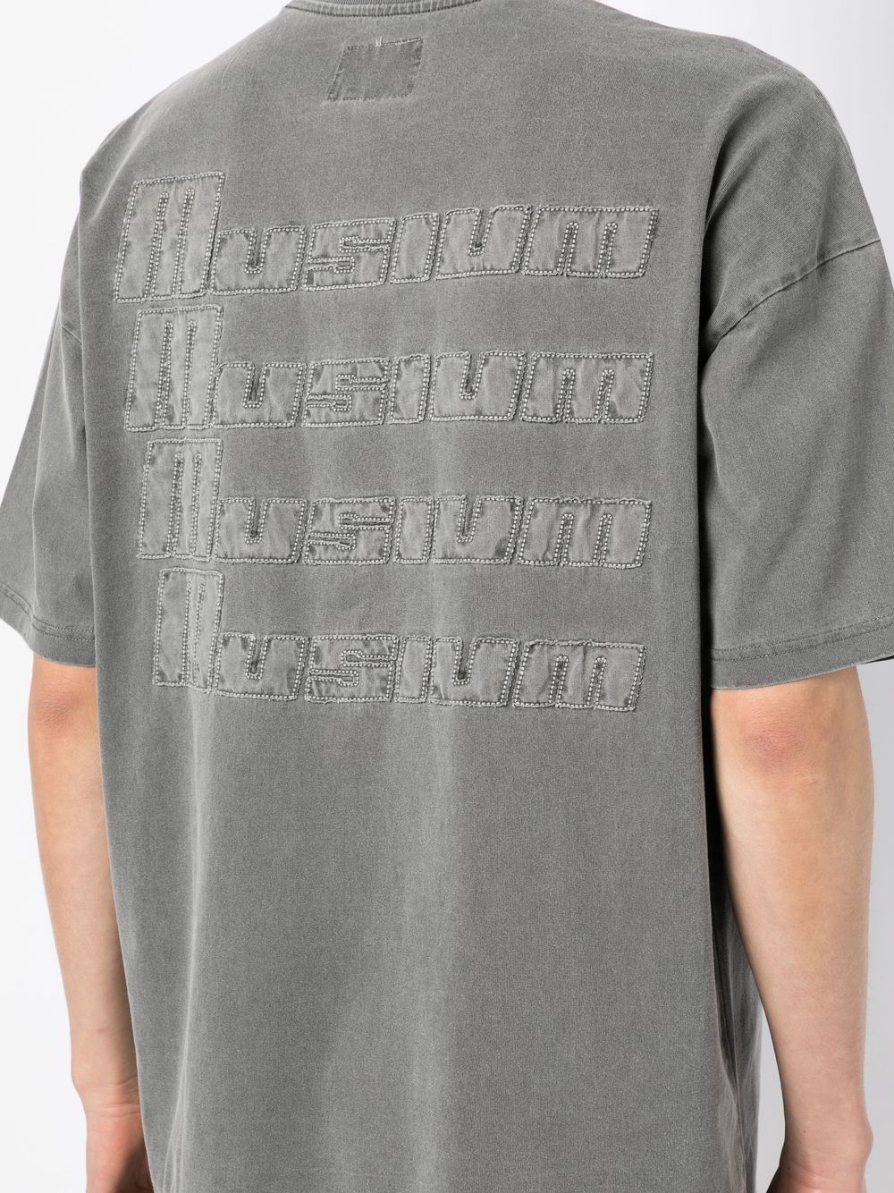Musium Div. logo-applique t-shirt - Farfetch