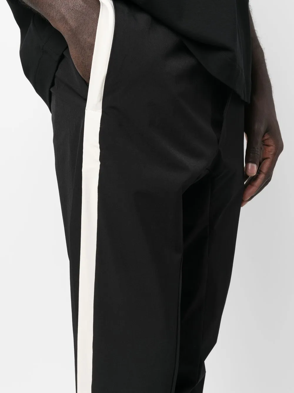 Thom Krom Slim-cut Drawstring Track Pants In Schwarz