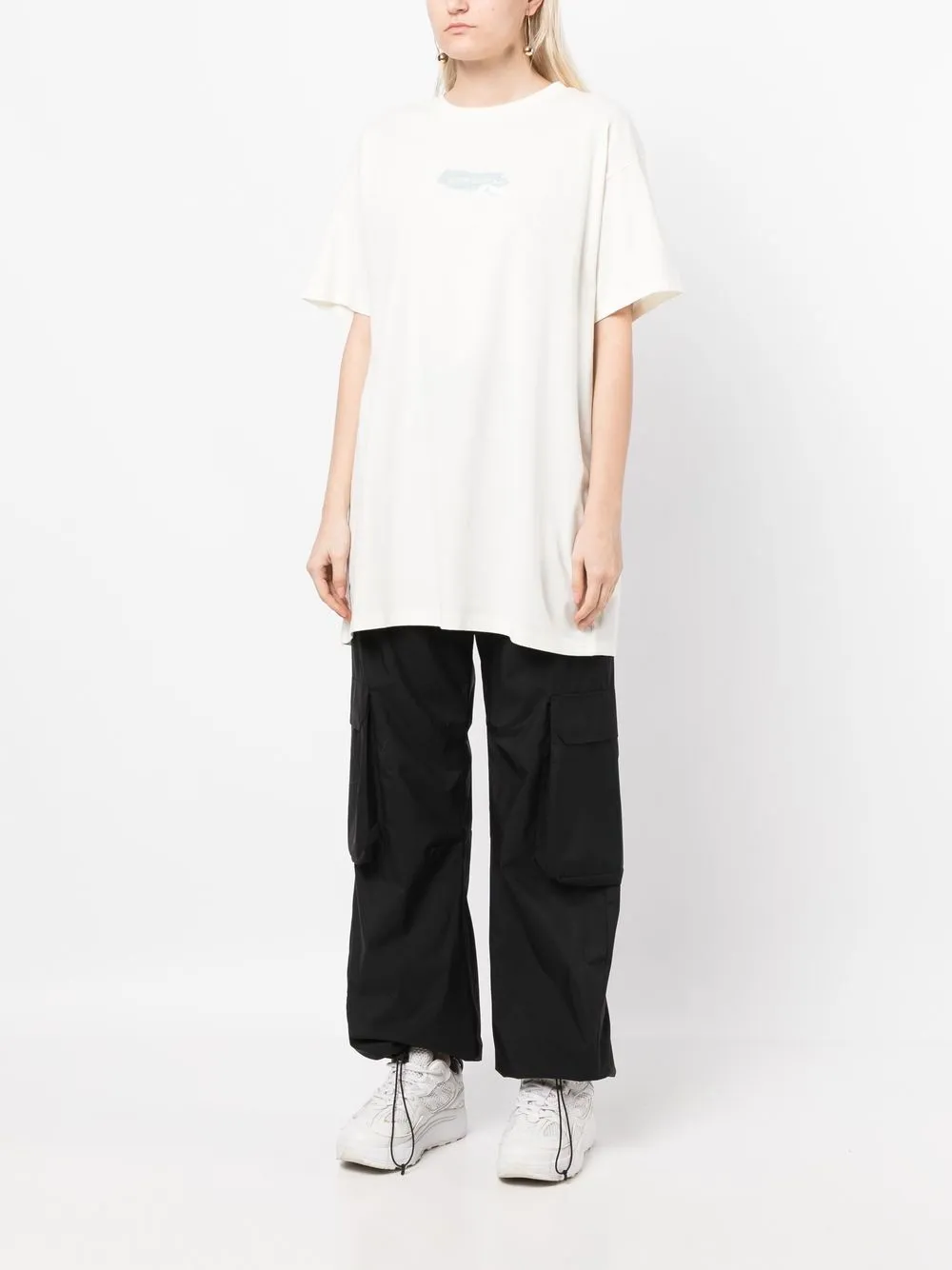 Shop Musium Div. Graphic-print Long T-shirt In Weiss