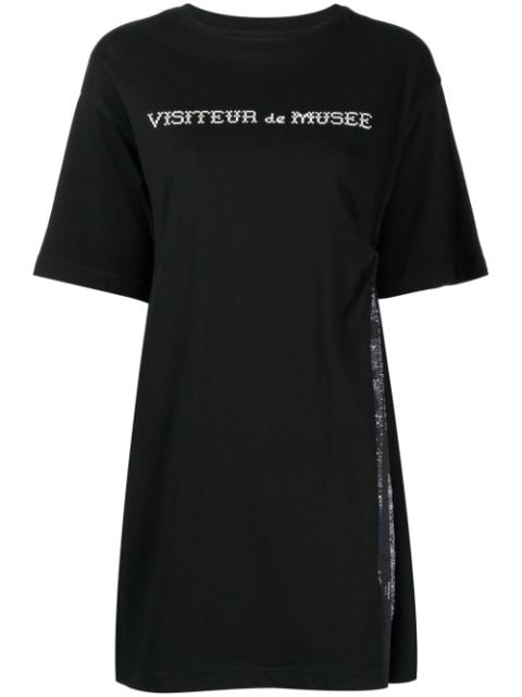 Musium Div. vestido estilo playera con logo estampado