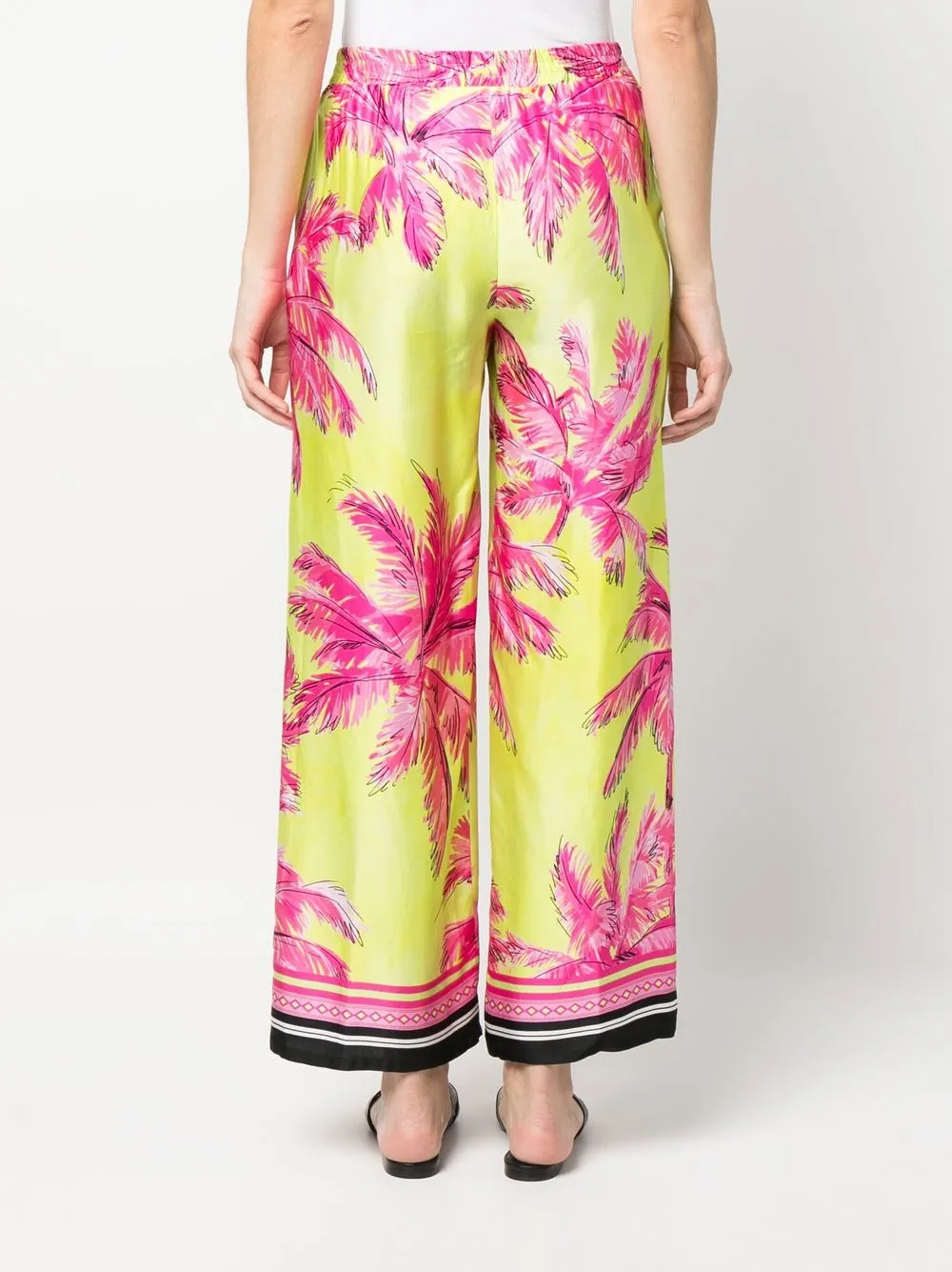 Shop Ermanno Firenze Floral-print Wide-leg Trousers In Grün