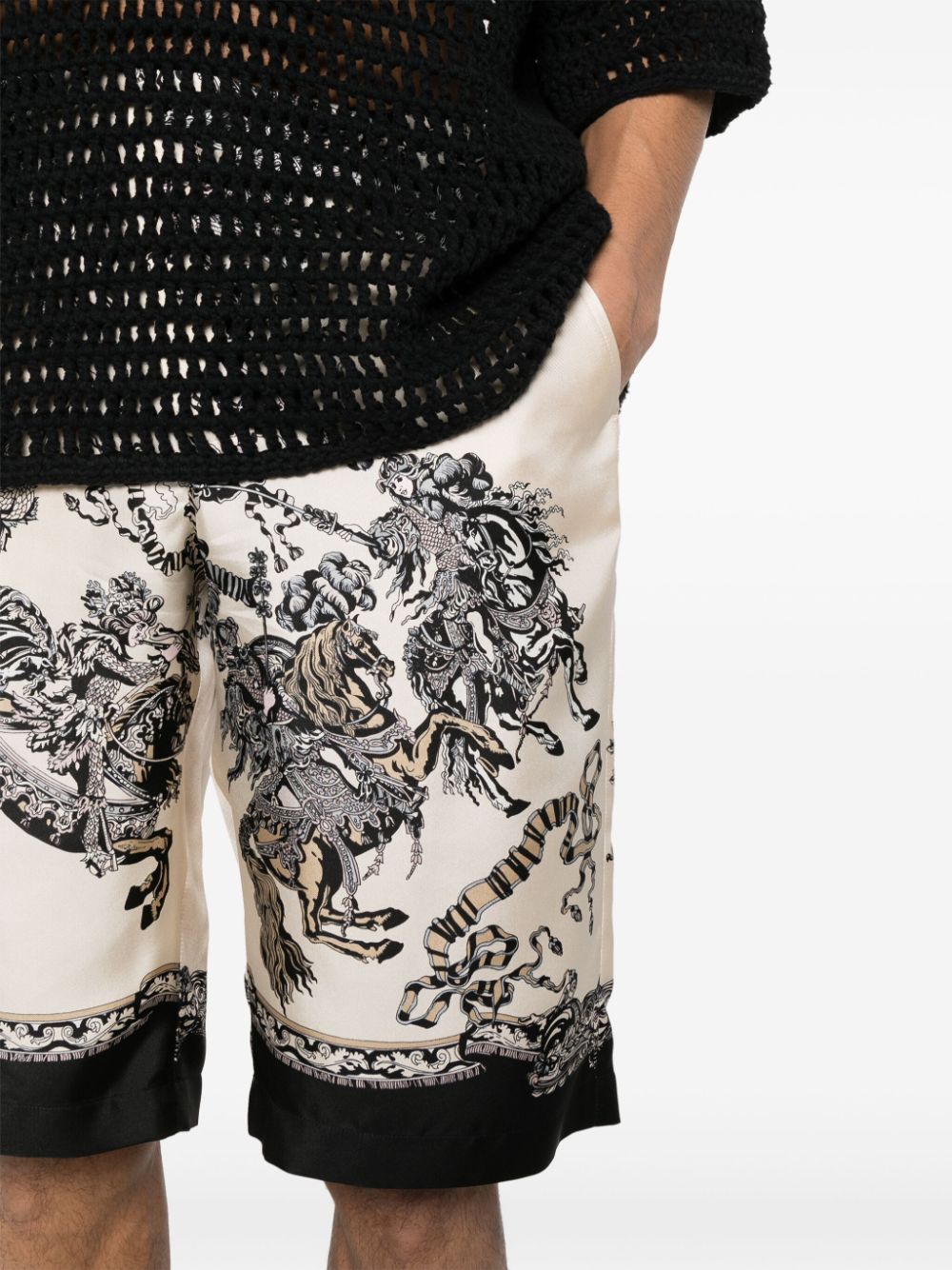 Gucci baroque-print Silk Shorts - Farfetch