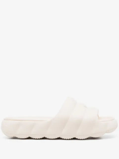 Moncler Lilo quilted slides