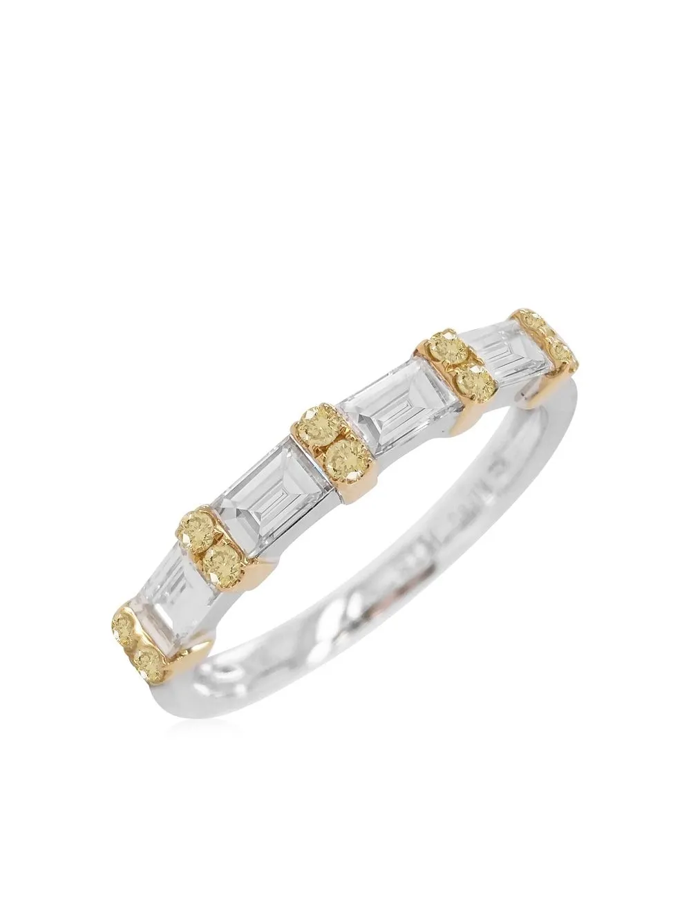 HYT JEWELRY 18KT WHITE GOLD DIAMOND RING