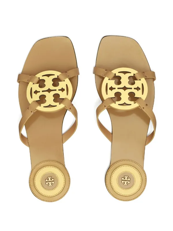 ★関税込★大人気★ TORY BURCH Geo Bombe フラットサンダル Tory Burch Geo フラットサンダル | ニュートラル | FARFETCH JP