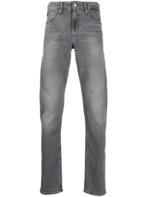 Calvin klein jeans hot sale slim straight