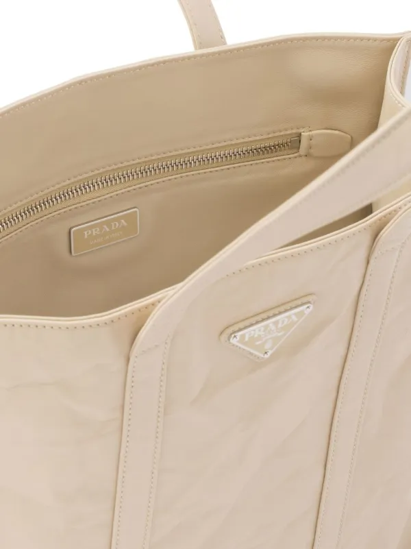 トートバッグ PRADA | Runway Large antique nappa leather tote 39*31*10cm 19801768_44291061_600.jpg