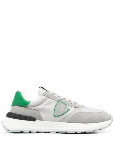 Philippe Model Paris logo-patch low-top sneakers
