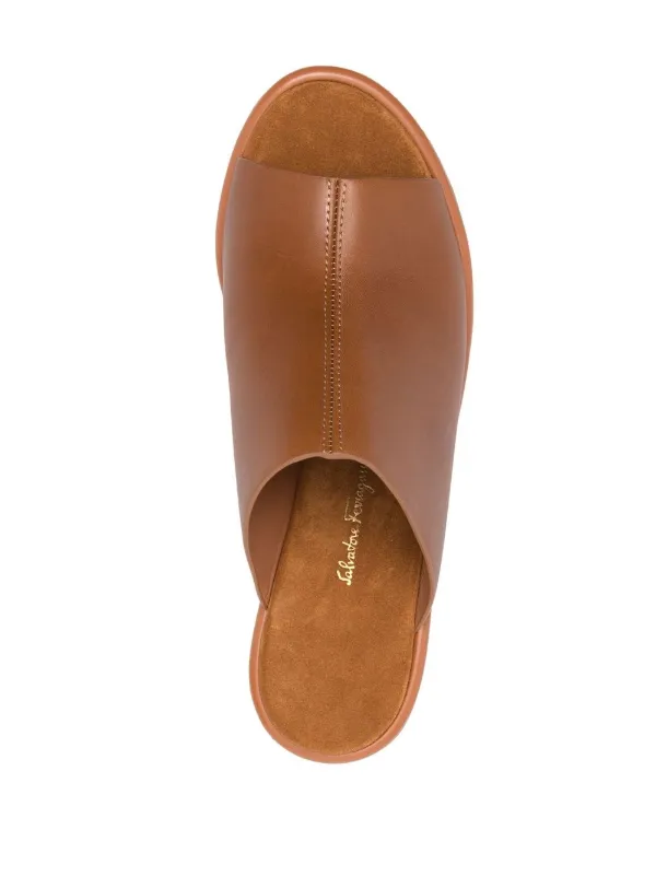 Ferragamo プラットフォーム レザーミュール | ブラウン