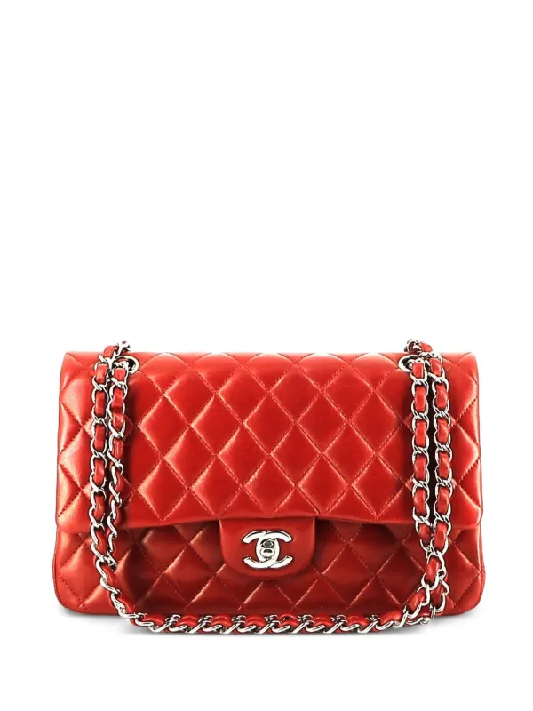 Chanel Pre-owned 2010 Timeless Quilted Handbag in Red
