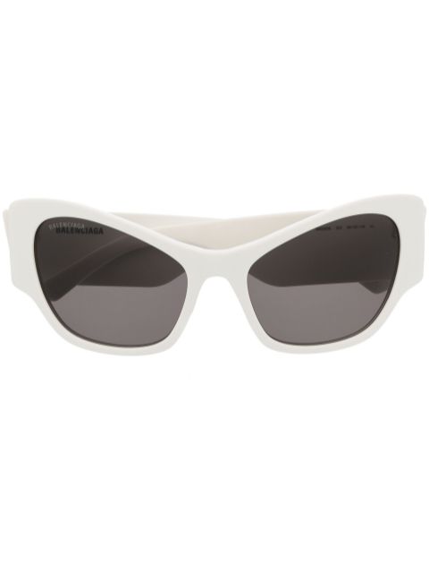 Balenciaga Eyewear enamelled-logo cat-eye frame sunglasses Men