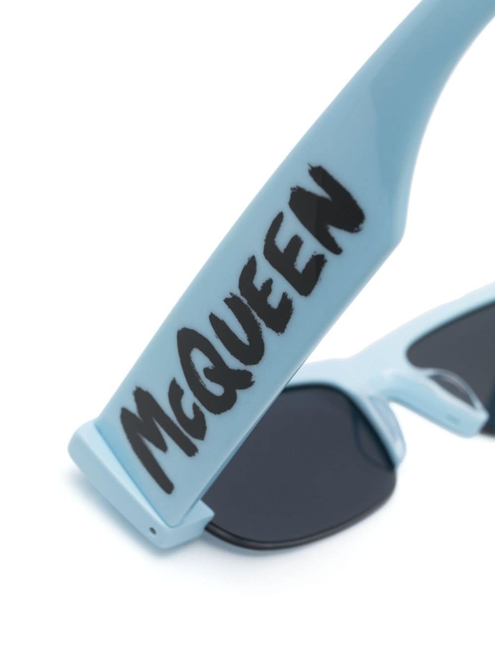 Shop Alexander Mcqueen Rectangle-shape Tinted-lenses Sunglasses In Blue