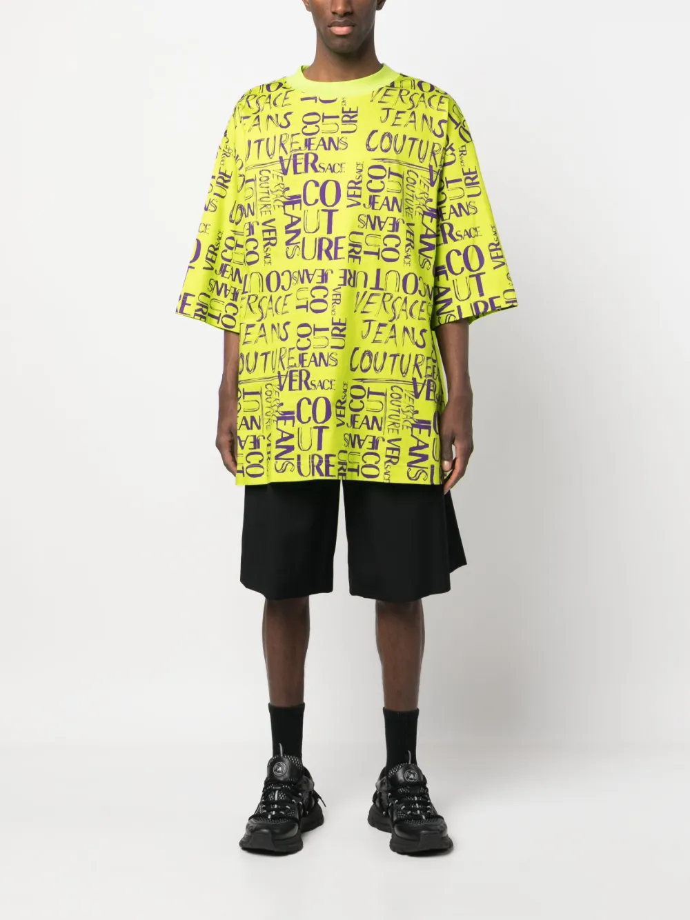 Versace T-shirt met logoprint - Groen