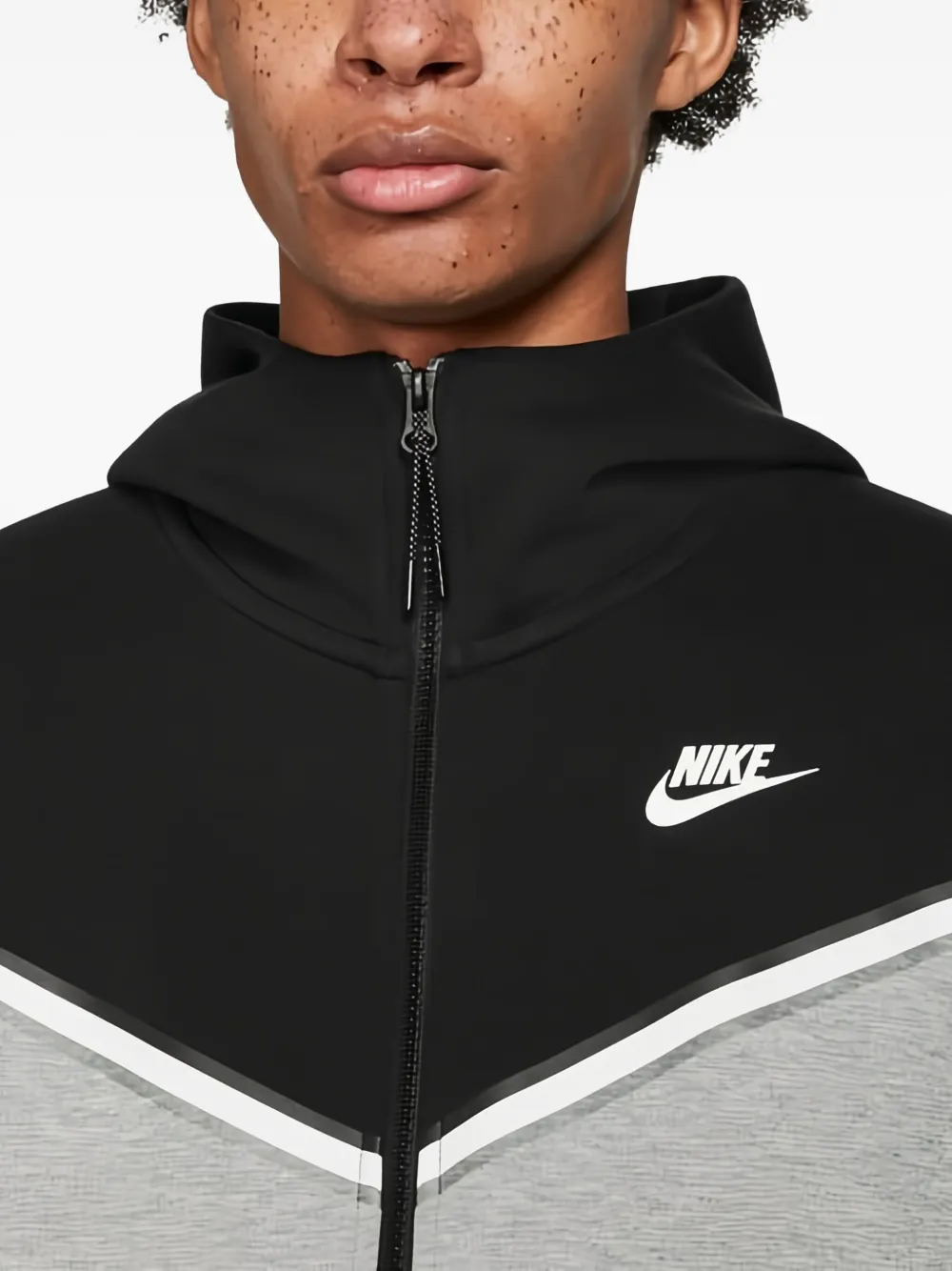Nike chevron-panel tech fleece hoodie Grijs