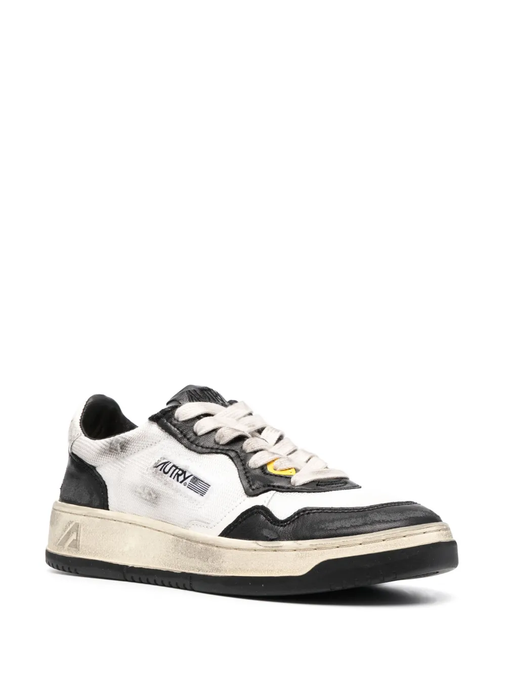 Shop Autry Medalist Low-top Sneakers In White