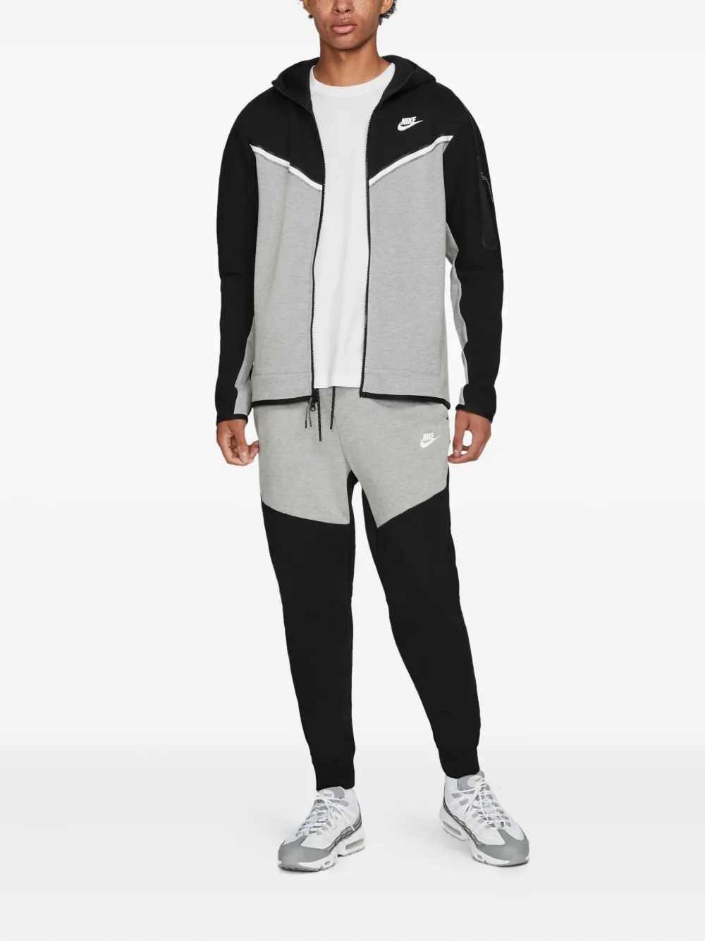 Nike Tech Fleece joggers | Sweatpants | Image 2