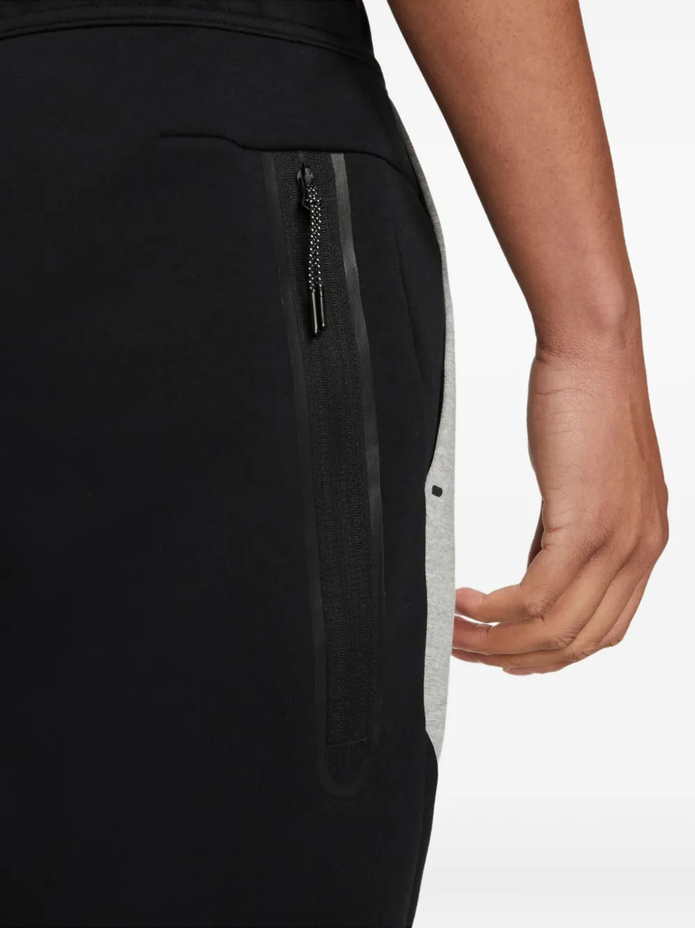 Nike Tech Fleece Joggers In Black