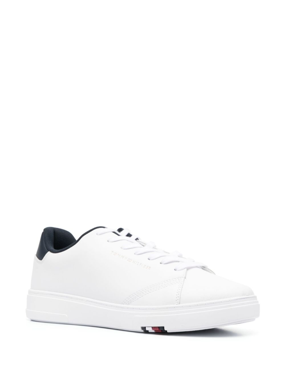 Shop Tommy Hilfiger Low-top Leather Sneakers In Weiss