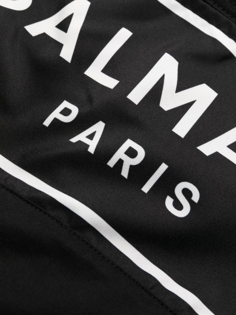 balmain-badeshorts-mit-logo-print-farfetch