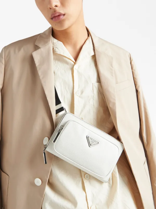 本日発送 PRADA ホワイト メッセンジャーバッグ Prada レザー メッセンジャーバッグ | ホワイト | FARFETCH JP