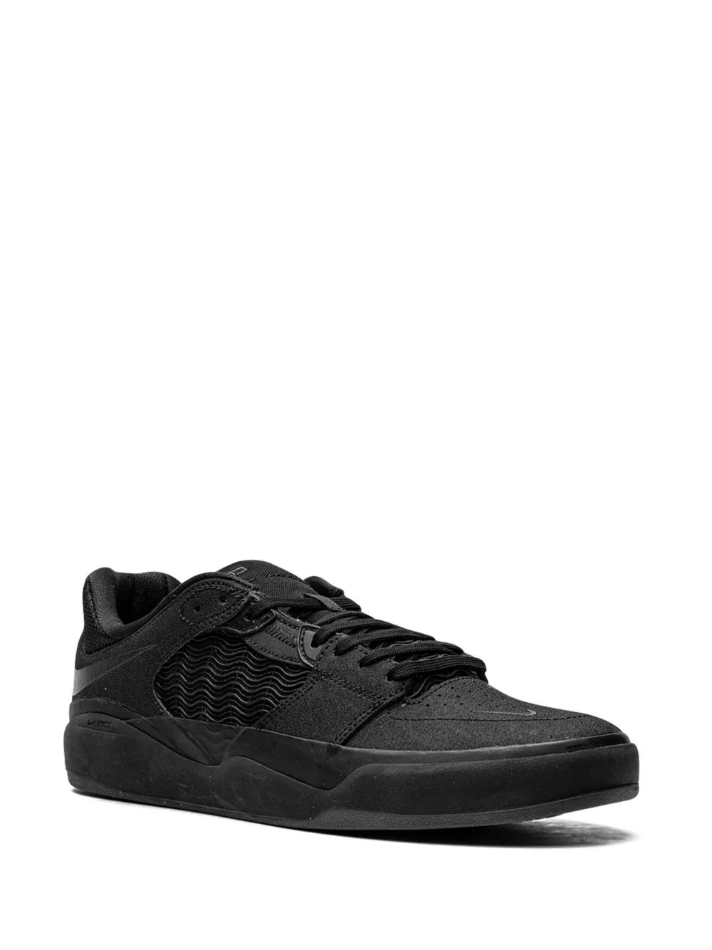 ishod wair nike