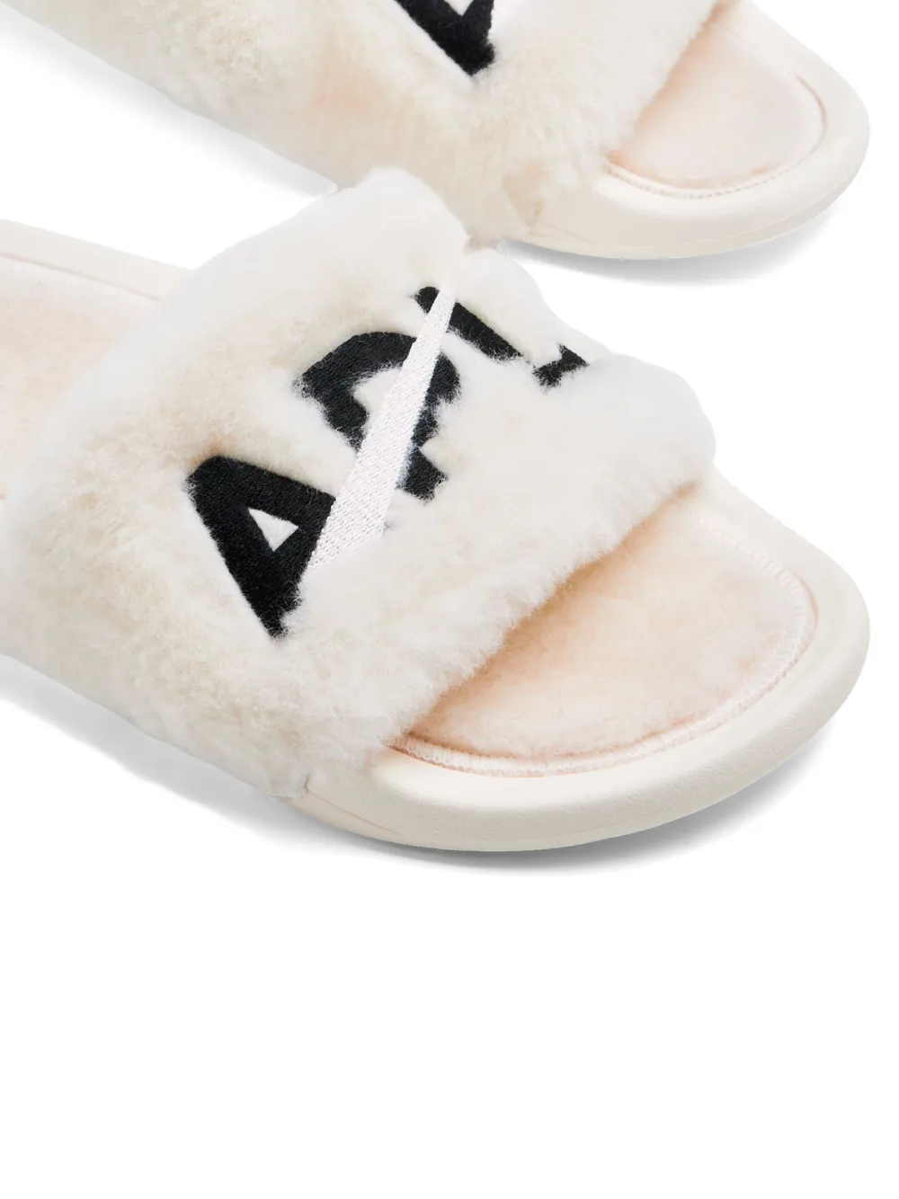 APL: ATHLETIC PROPULSION LABS embroidered-logo faux-fur slides - Beige