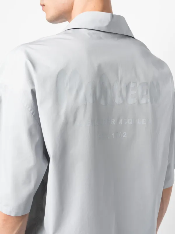 Alexander McQueen logo-print short-sleeved Shirt | Grey | FARFETCH