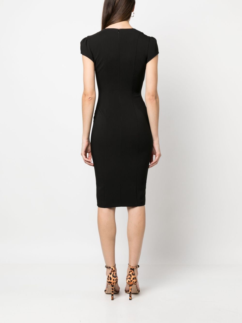 Shop Murmur Pleat-detail Short-sleeve Dress In Schwarz