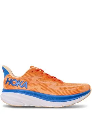 HOKA