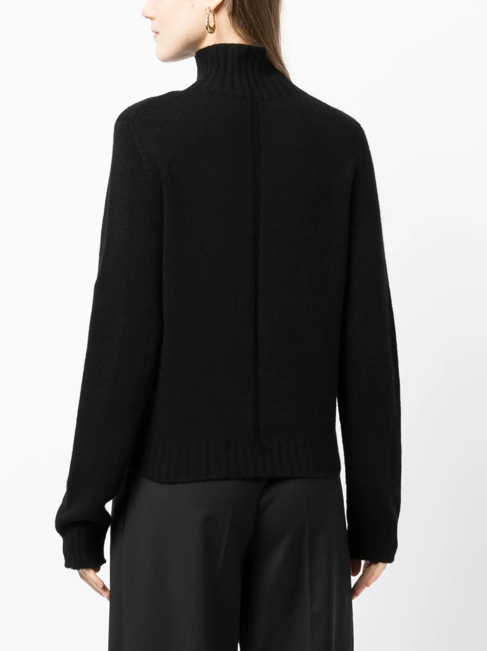 The Row Essentials Kensington Cashmere Turtleneck Sweater In Black