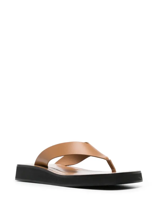 The Row Ginza フラットサンダル | ニュートラル | FARFETCH JP