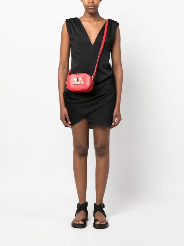 Love moschino discount cross dressed