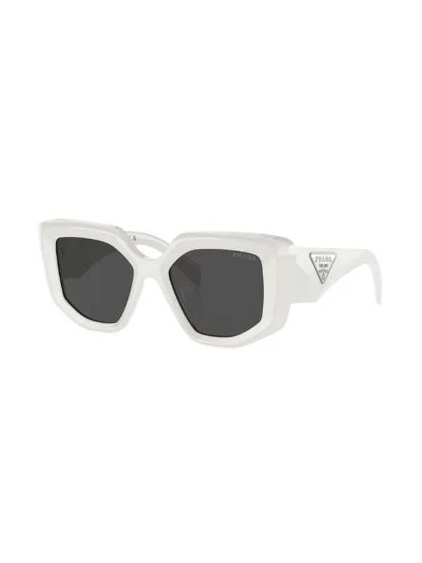 PRADA キャットアイフレムサンクラス PRA02S 17N50B Prada A02S Sunglasses Cat-Eye | Glasses Purple Lenses