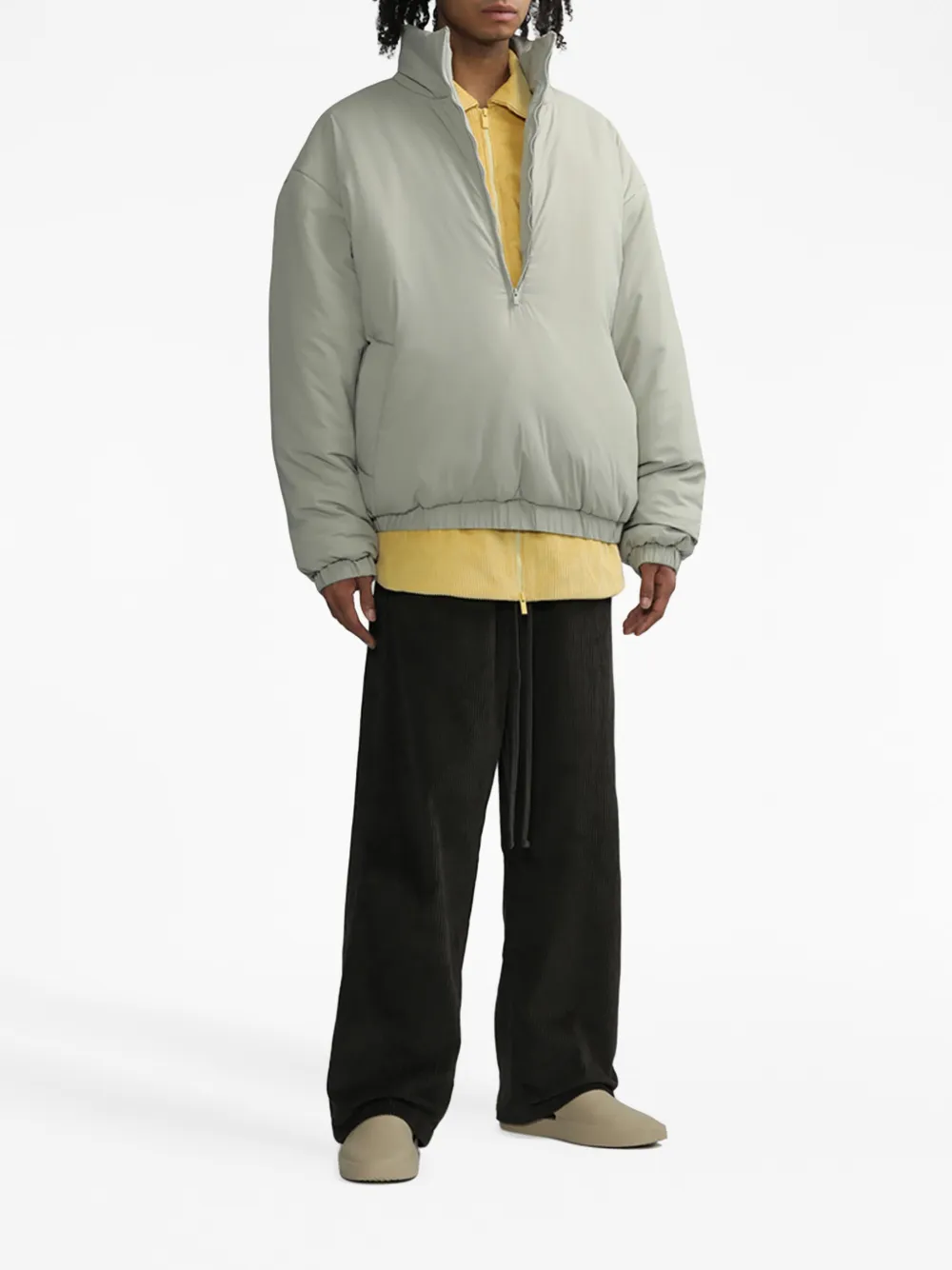 FEAR OF GOD ESSENTIALS Donsjack met hoge hals Beige
