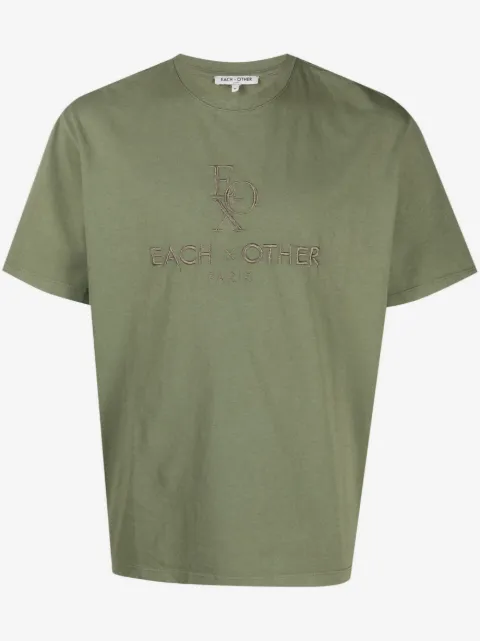 Each X Other playera con logo bordado