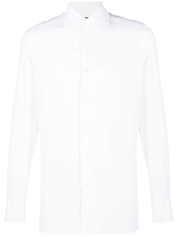 White shirt large sales collar