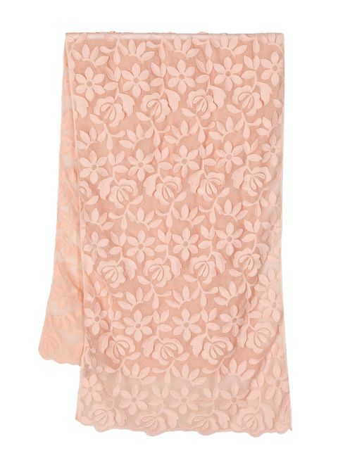 D.Exterior floral-embroidered scarf