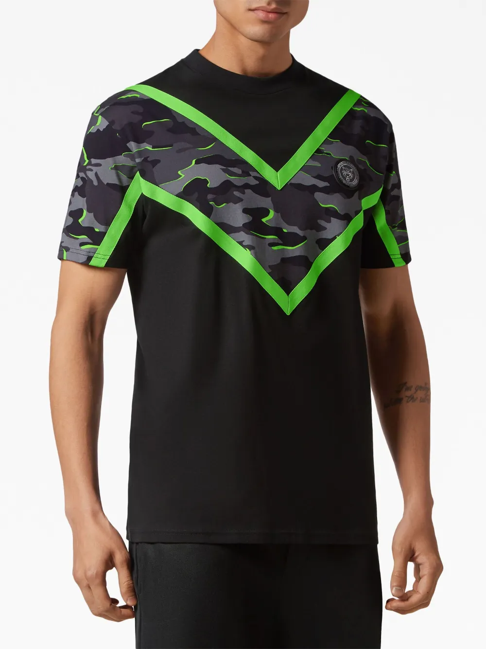 Plein Sport Ss Neon Amazon Edition Camouflage-print T-shirt In Black