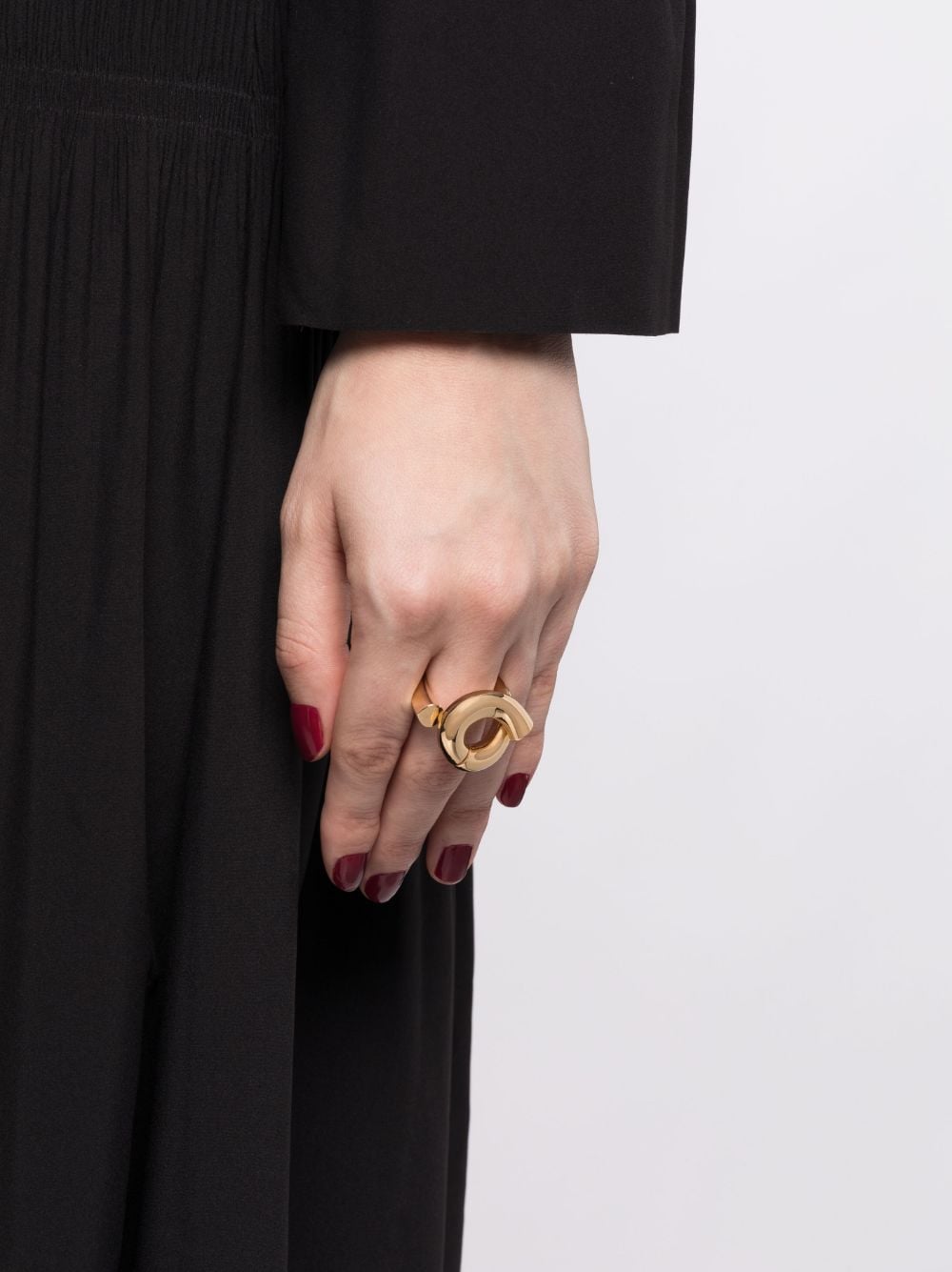 Shop Tabayer 18kt Yellow Gold Loop Oera Ring