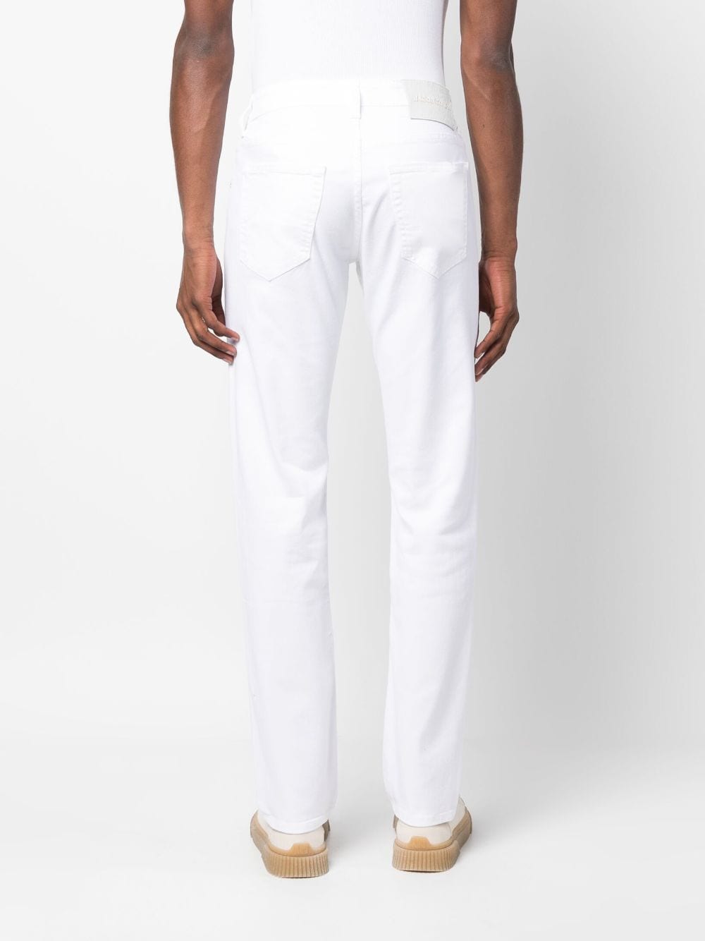 Shop Jacob Cohen Mid-rise Straight-leg Jeans In Weiss