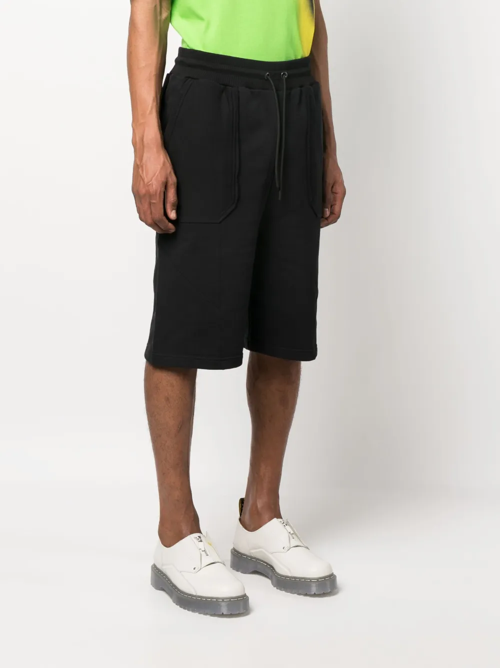 Shop A-cold-wall* Logo-patch Bermuda Shorts In Schwarz