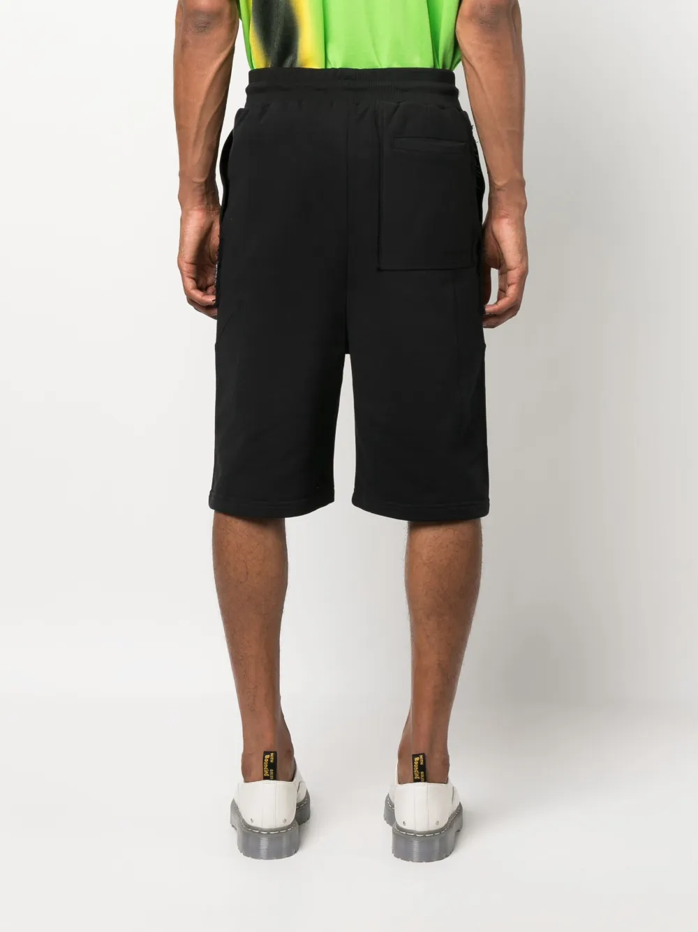 Shop A-cold-wall* Logo-patch Bermuda Shorts In Schwarz