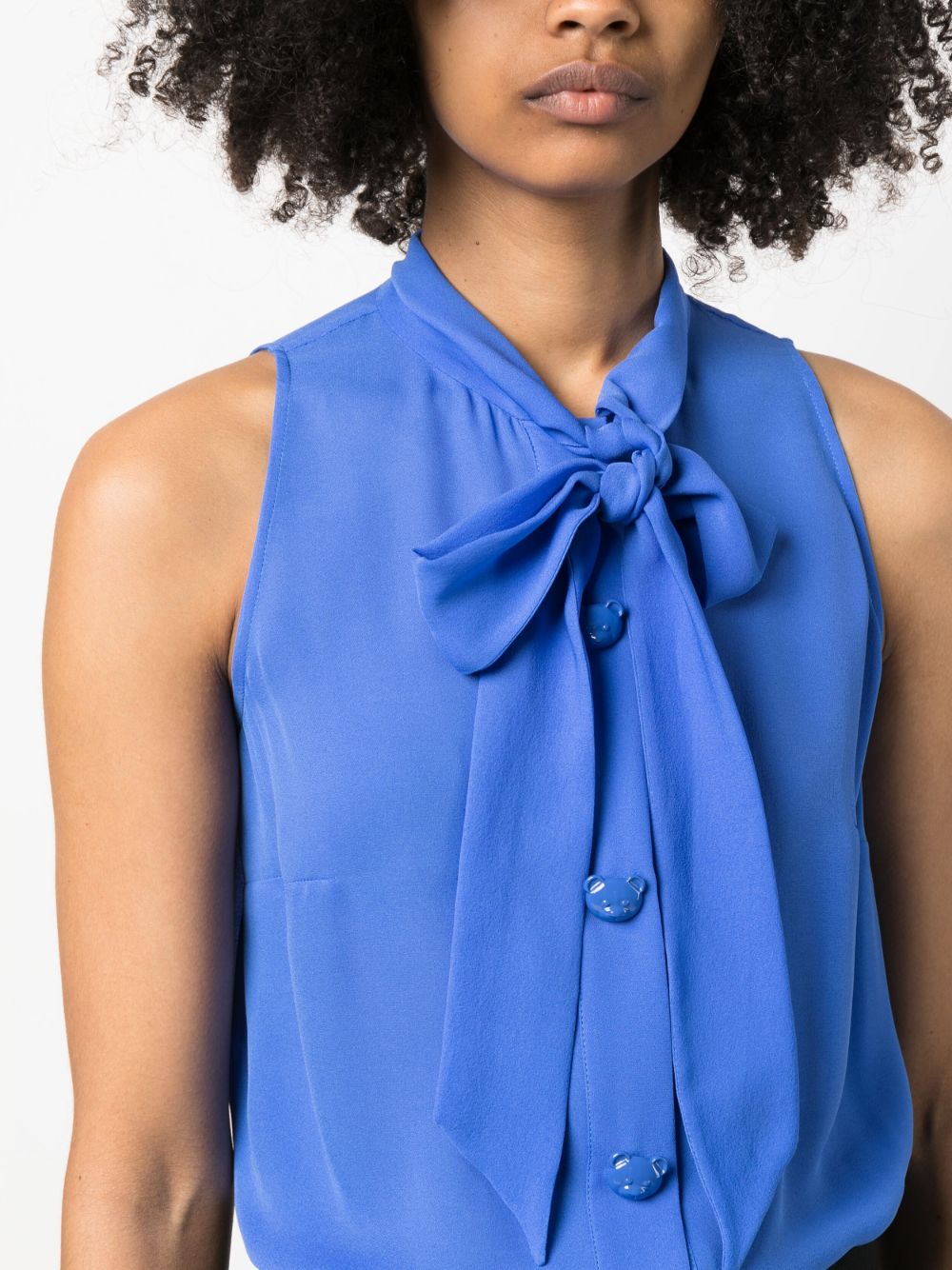 Shop Moschino Pussbow-collar Silk Shirt In Blau