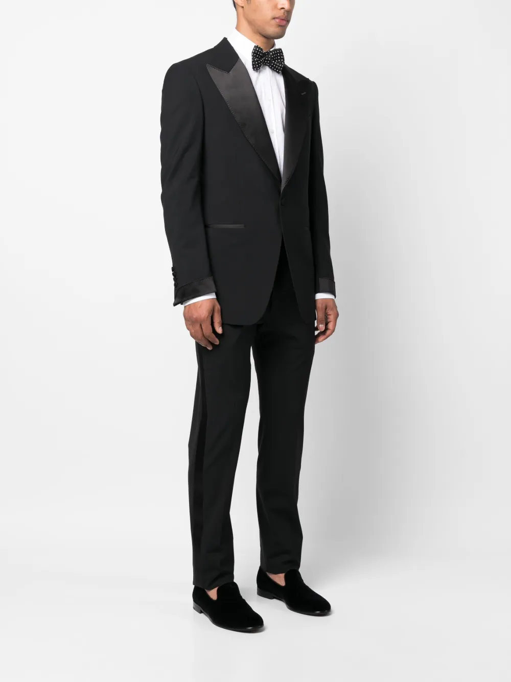 Shop Tom Ford Peak Lapels Single-breasted Suit In Schwarz