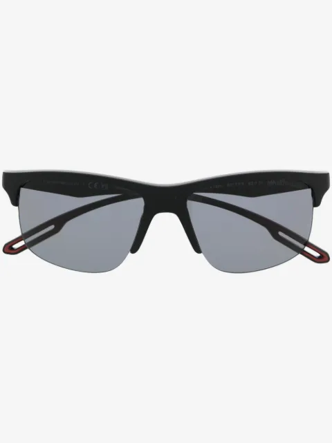 Emporio Armani lentes de sol con armazón oversize