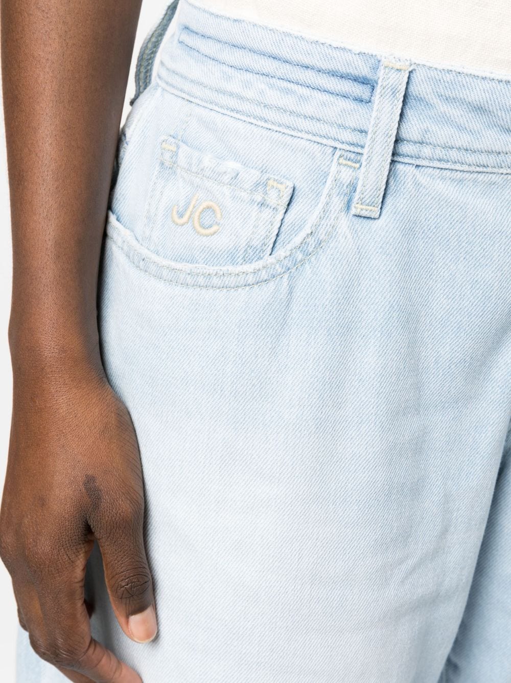 Shop Jacob Cohen Distressed-detail Denim Jeans In Blue