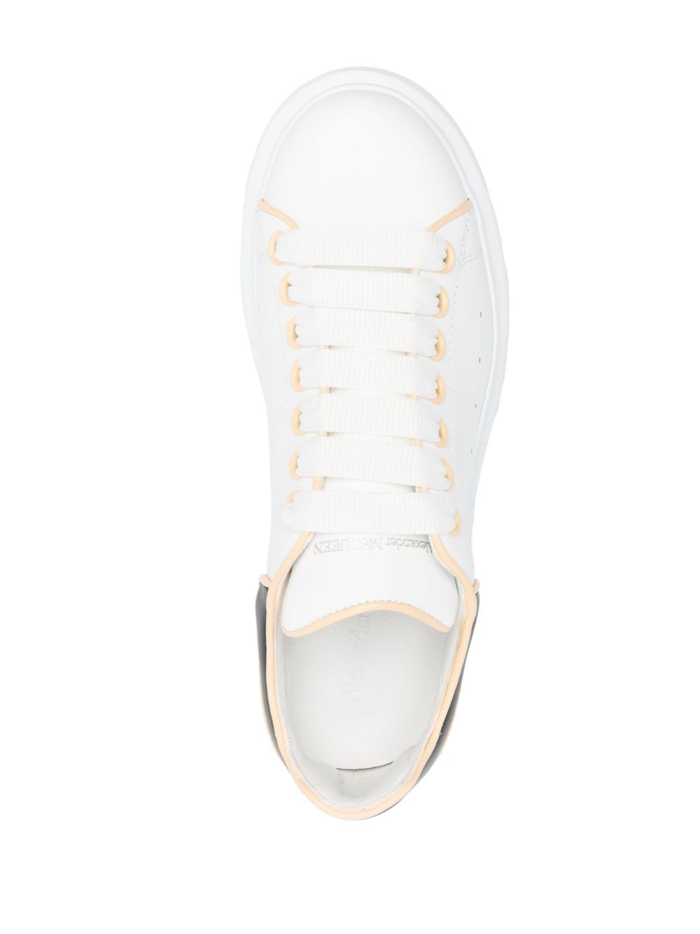 Shop Alexander Mcqueen Low-top Leather Sneakers In Weiss