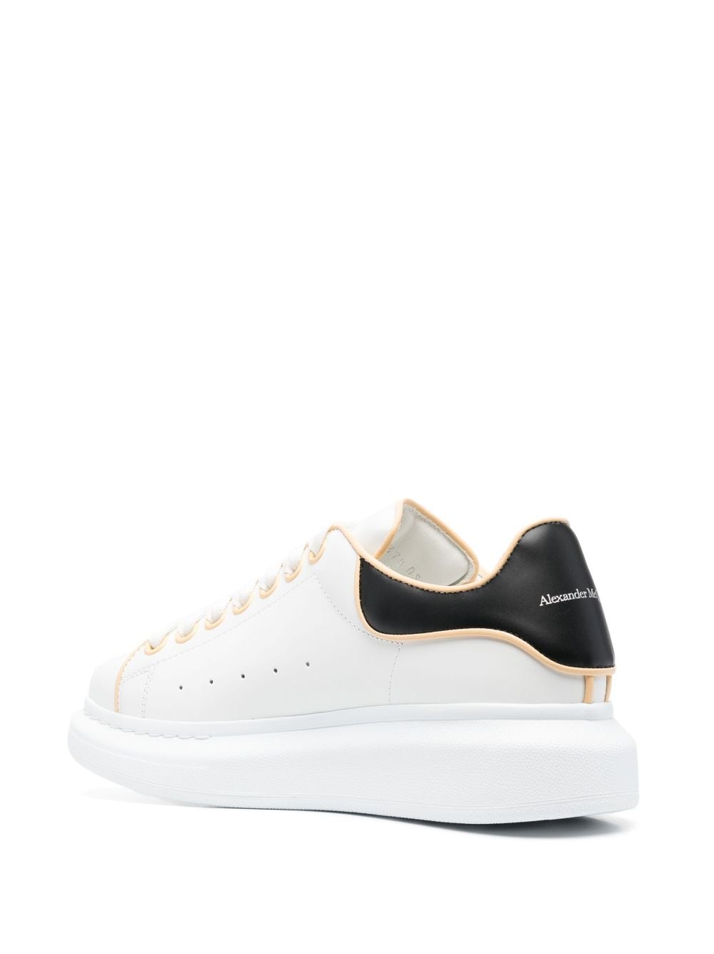 Shop Alexander Mcqueen Low-top Leather Sneakers In Weiss