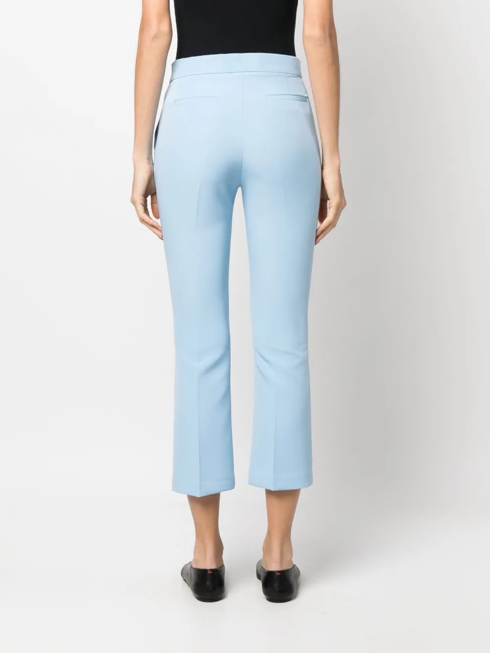 Shop Liu •jo Slim-fit Cropped Trousers In Blau