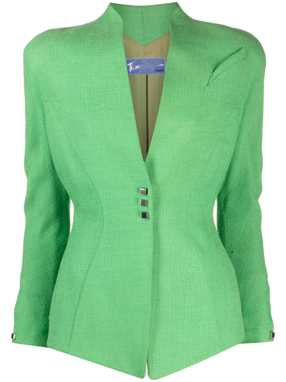 collarless buttoned blazer